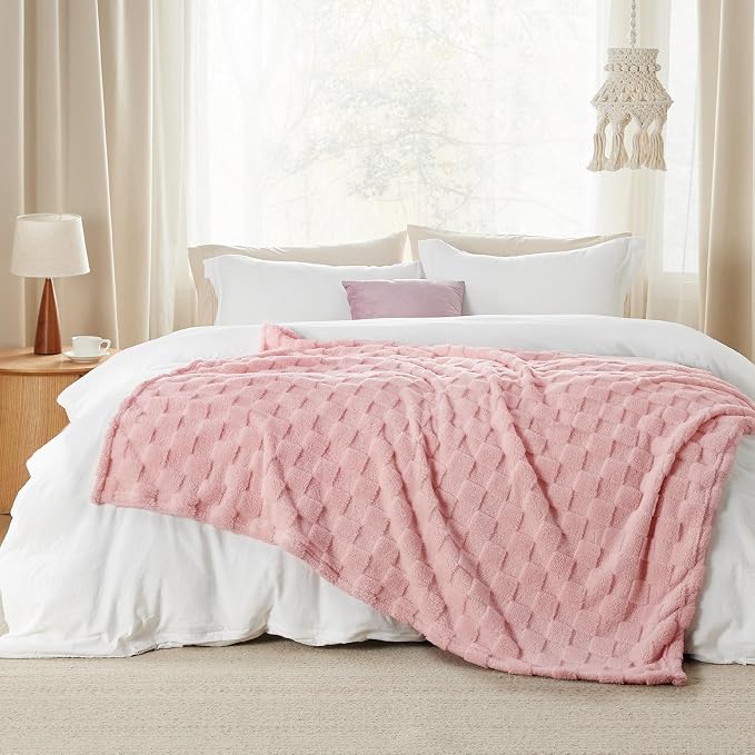 Bedsure GentleSoft Throw Blanket - Image 5