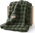 Bedsure Green Twin XL Blankets for Bed by Unknown