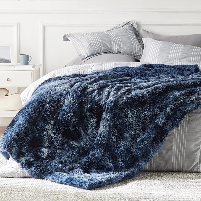 Bedsure GentleSoft Fluffy Tie Dye Navy Blue Blankets Queen Size - Image 5