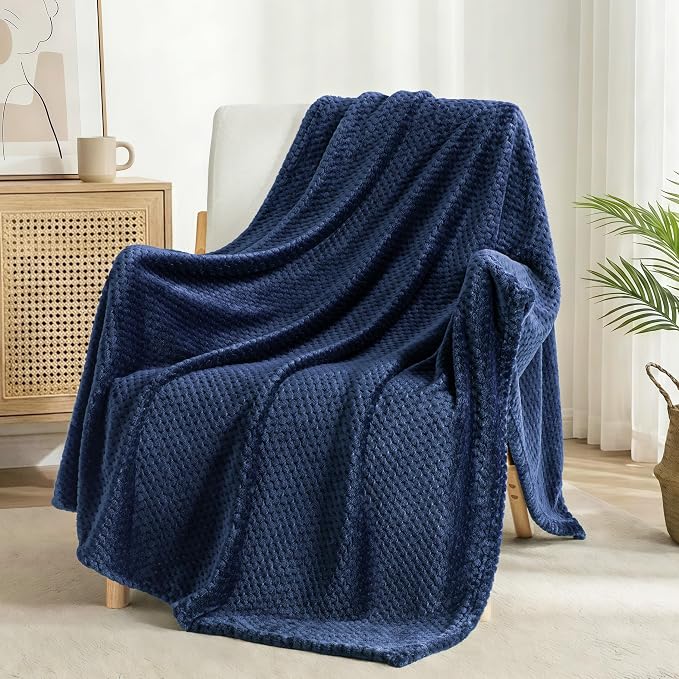 Exclusivo Mezcla Soft Waffle Fleece Bed Blanket King Size, Cozy Flannel - Image 4