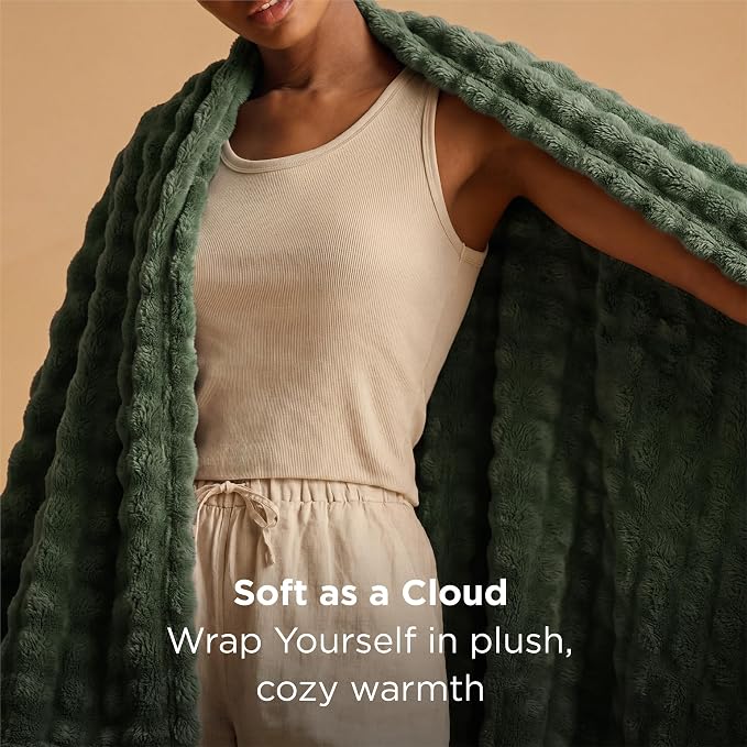 Bedsure Green Twin XL Blankets for Bed - Image 2