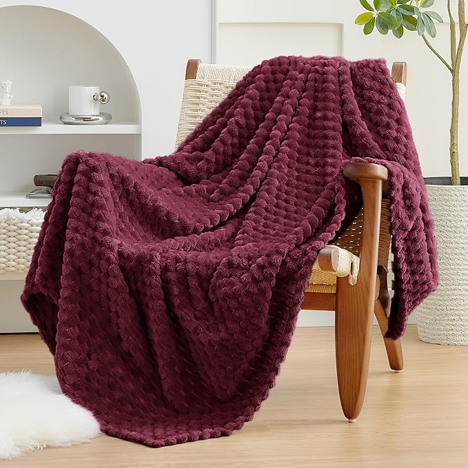 EXQ Home Gentle Soft Fleece Throw Blanket – Cozy Lightweight 3D Imitation by EXQHomeTexitleCoLtd