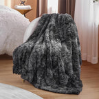 Bedsure GentleSoft Fluffy Black Blanket Cozy Gifts - Image 5