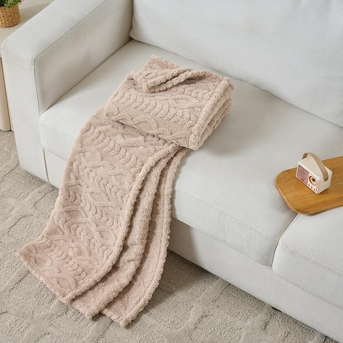 Brown Throw Blanket - Image 5