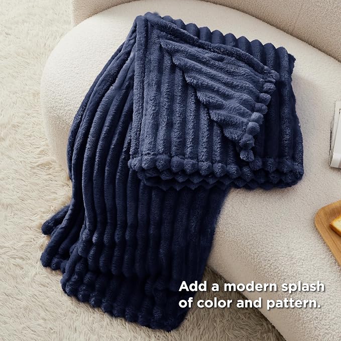 Bedsure Soft Navy Blue Throw Blanket - Image 6