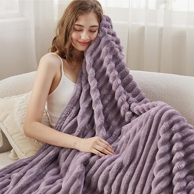 Bedsure Soft Twin XL Blanket for Bed Dorm Light Purple 66"x90" | Birthday Gifts - Image 4