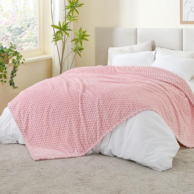 BEDELITE Pink King Blanket for Bed, Soft Cozy Gifts for Women, 108 * 90 | 3D by BEDELITE