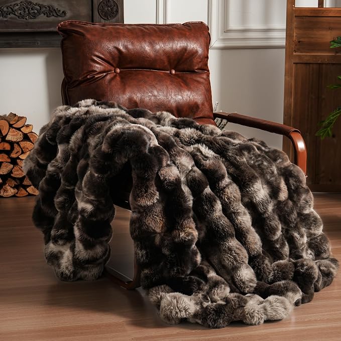 BENVWE Fluffy Faux Fur Throw Blanket - Image 8