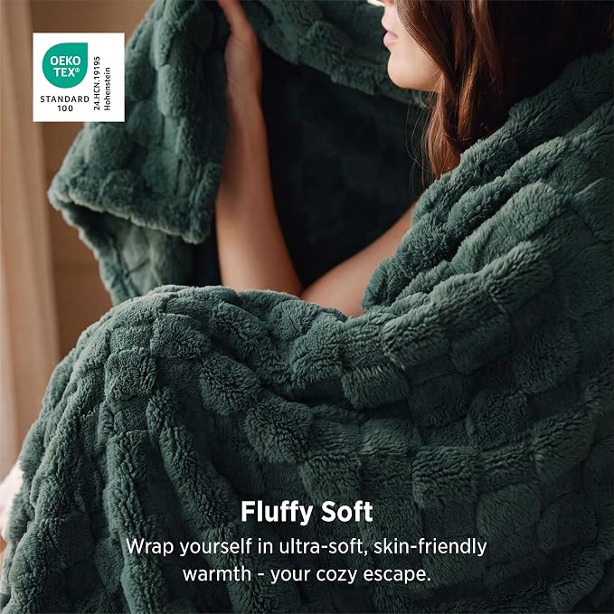 Bedsure GentleSoft Dark Green Spring Throw Blanket - Image 2