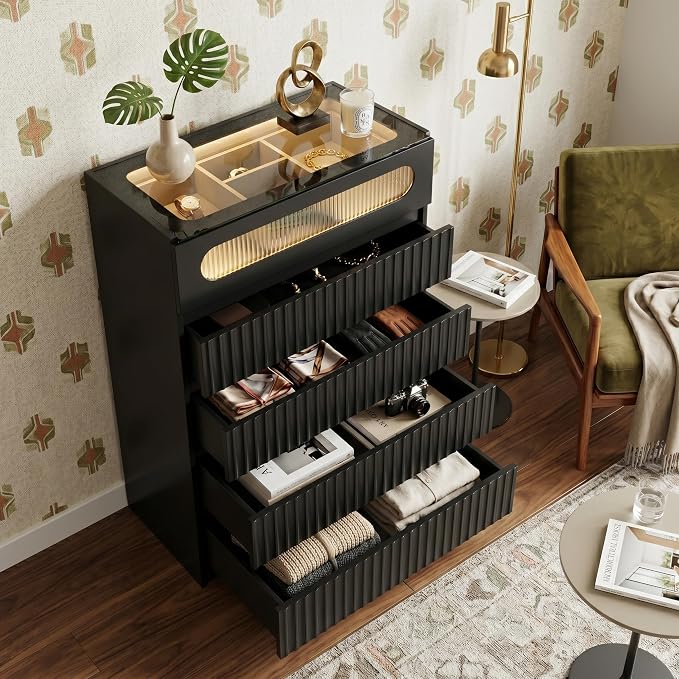 senlin Fluted 5 Drawer Dresser, - Image 4