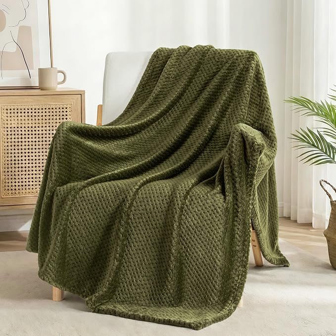 Exclusivo Mezcla Soft Waffle Fleece Bed Blanket Twin Size, Olive | Lightweight - Image 4