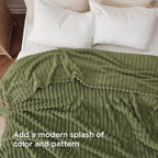 Bedsure Soft King Size Blankets - Image 3