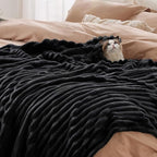 Bedsure Soft Black Throw Blanket - Image 6