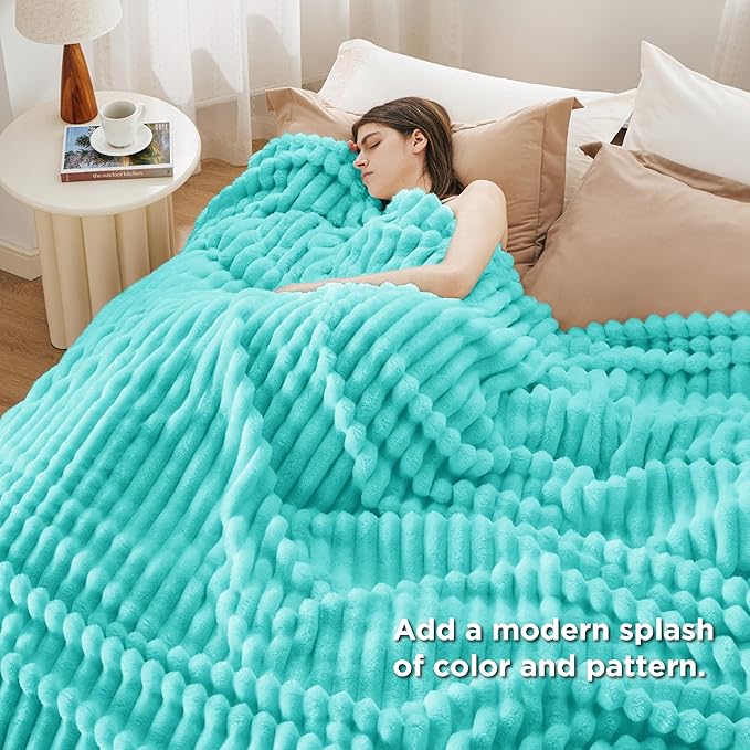 Bedsure Soft King Size Blankets - Image 5
