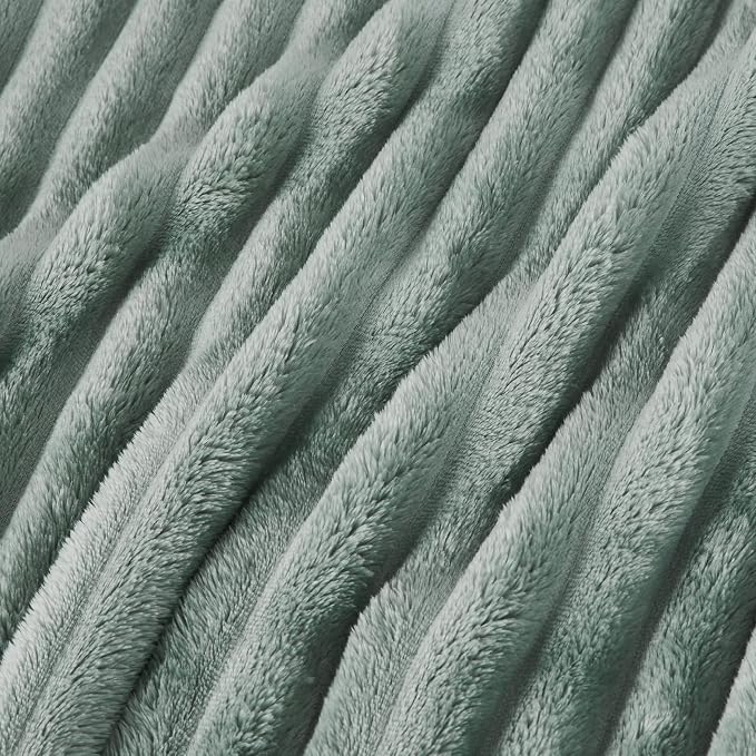 Bedsure Soft Cal Size Blanket for Bed Sage Green 102"x96" | Birthday Gifts for - Image 8