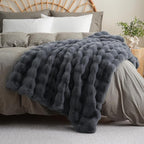 BENVWE Faux Fur Throw Blanket for Couch Bed - Image 8