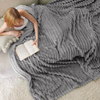 Bedsure Full Size Fleece Blankets - Image 4