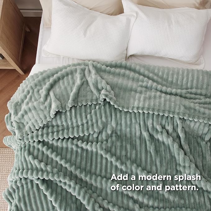 Bedsure Full Size Fleece Blankets - Image 5