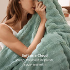 Bedsure Green Twin XL Blankets for Bed - Image 2
