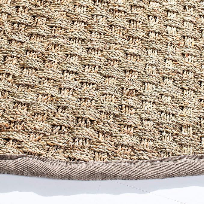 SAFAVIEH Area Rug 5' Round - Image 4