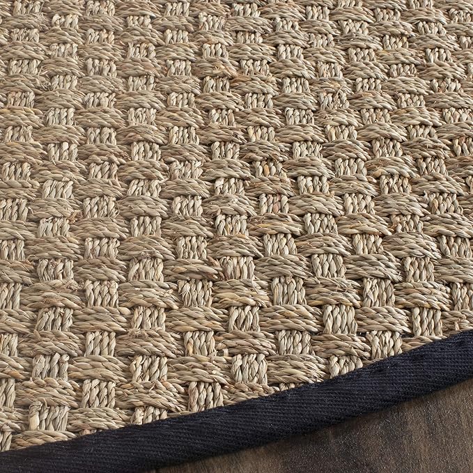 SAFAVIEH Area Rug 7' Round - Image 6
